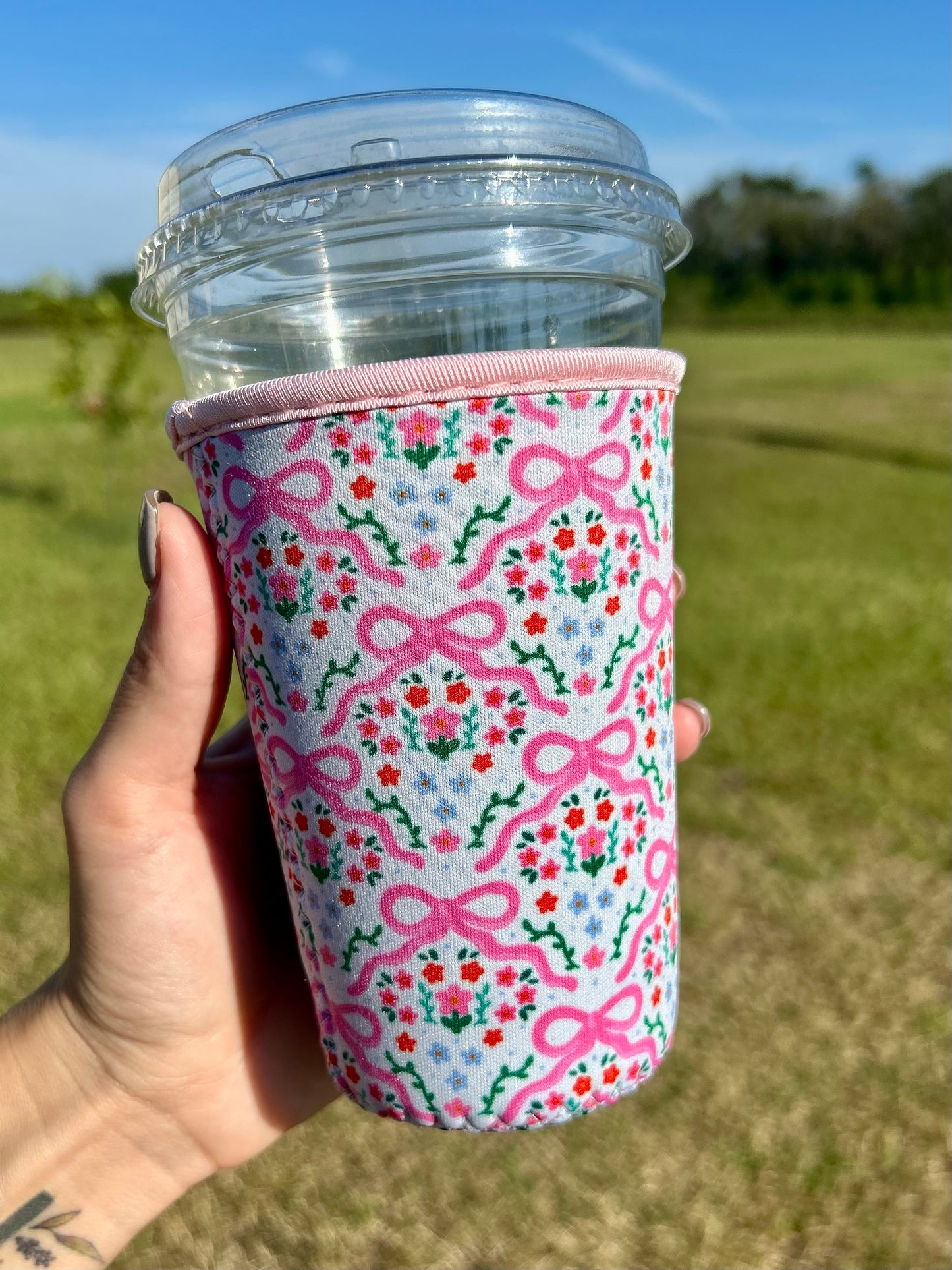 Bows & Flowers Coffee Sleeve